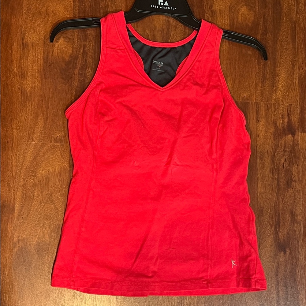 Danskin Now size medium pink racerback tank top